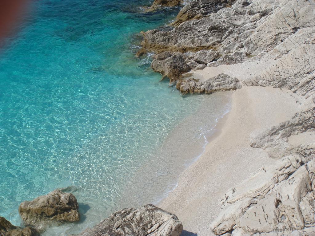 Ionian View Apartment Himare Exterior photo