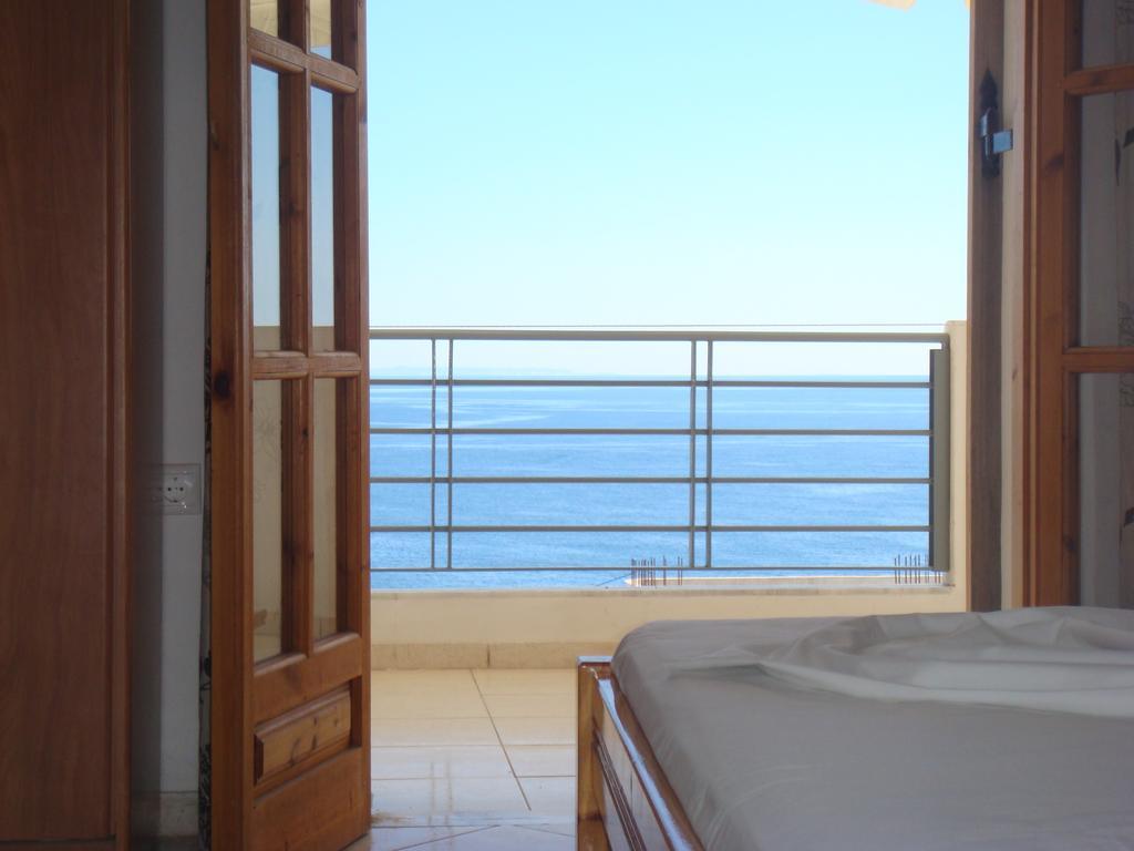 Ionian View Apartment Himare Exterior photo