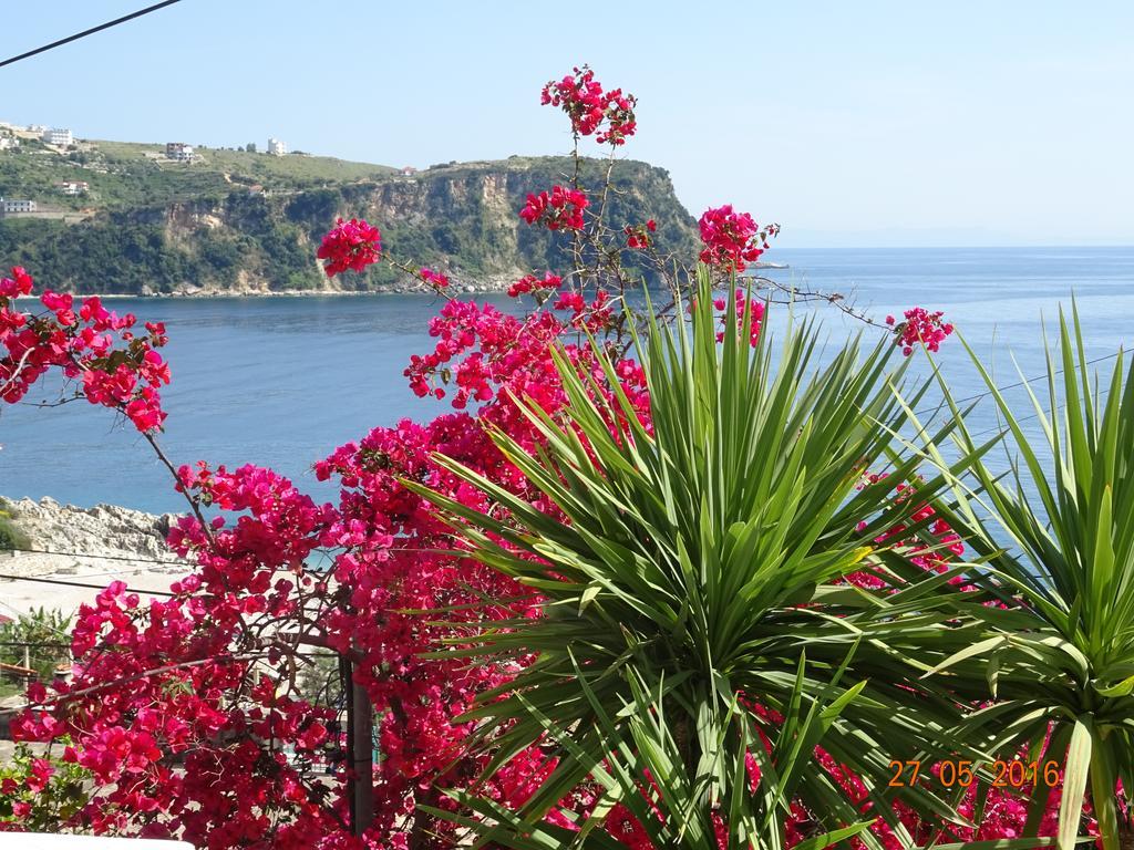 Ionian View Apartment Himare Exterior photo