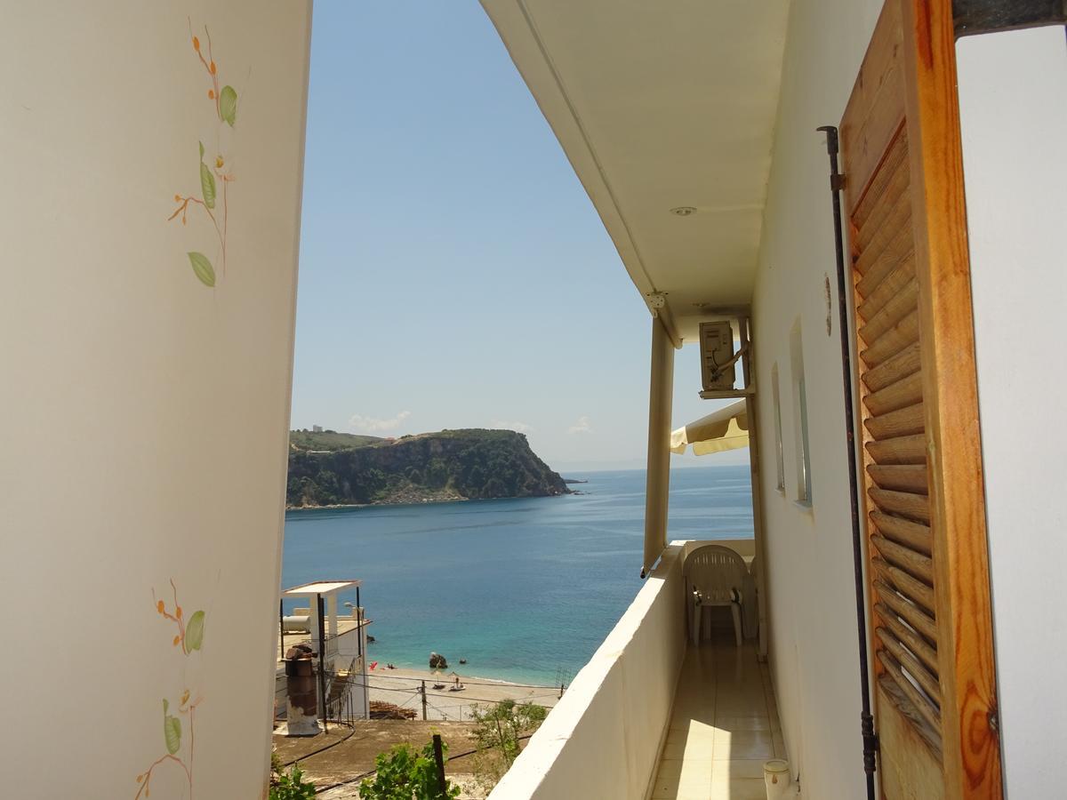 Ionian View Apartment Himare Exterior photo